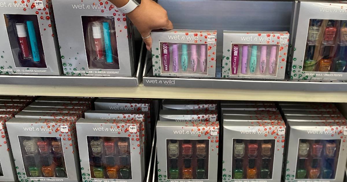 L.A. Colors o Wet n Wild Gift Sets