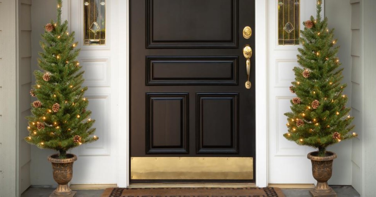 Set de Árboles de Navidad Pre-Iluminados