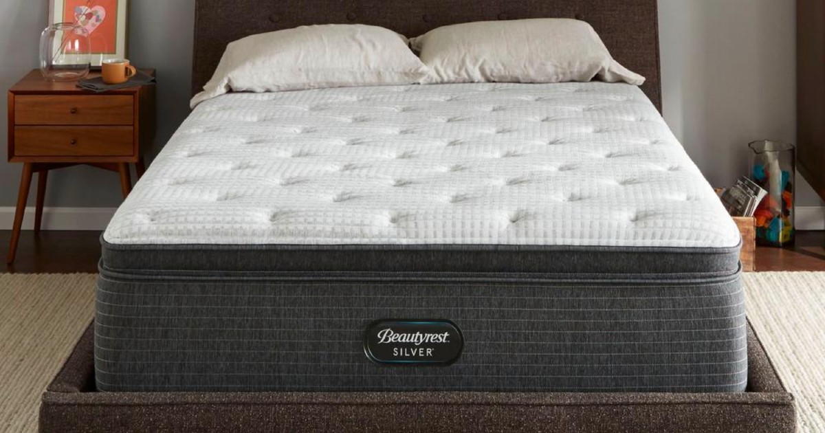 Beautyrest King Pillow Top Mattress con Box Spring