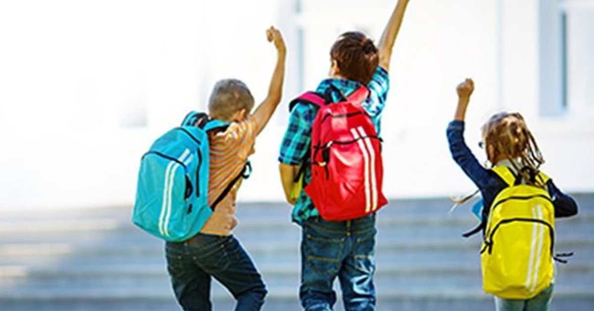 Mochila GRATIS con Materiales Escolares