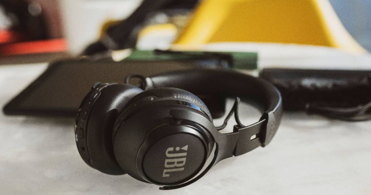 Audifonos-Wireless-JBL-Club-700BT