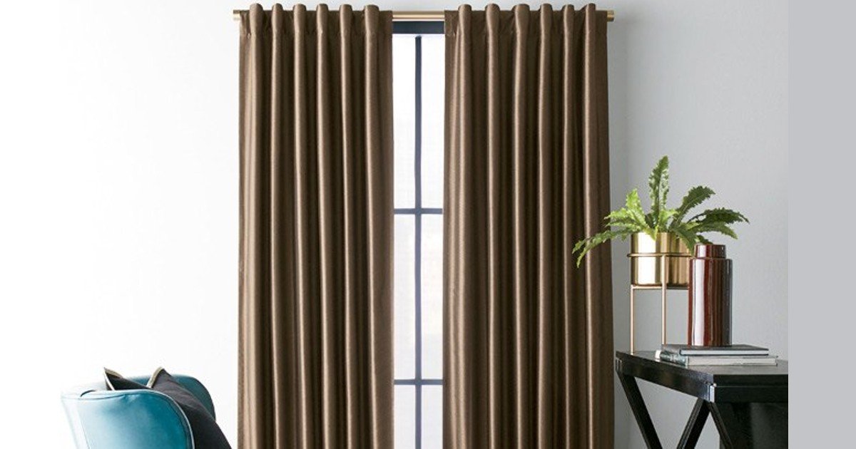 Cortinas-Loom-Forge-Mason-Blackout