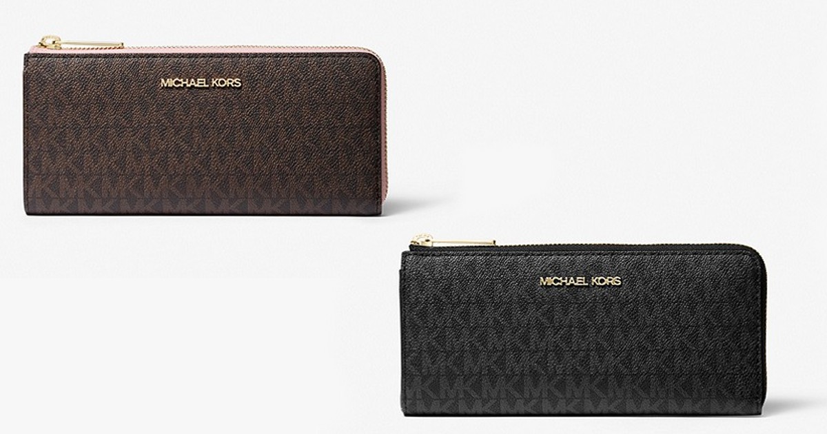 Michael Kors - Jet Set Travel Large Logo Quarter-Zip Wallet