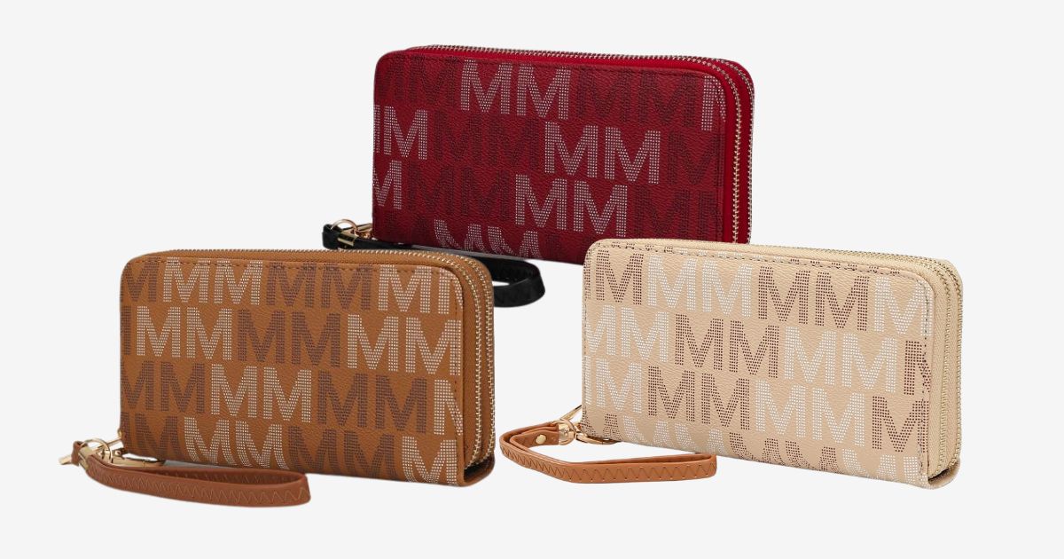 MFK-Hofstra-M-Signature-Wallet-Wristlet