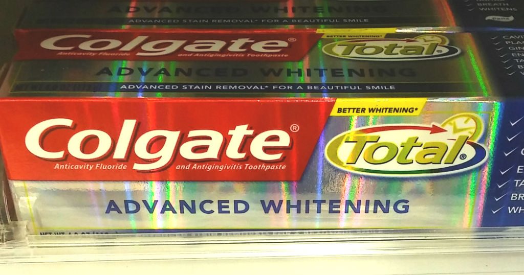 Pasta dental Colgate Total