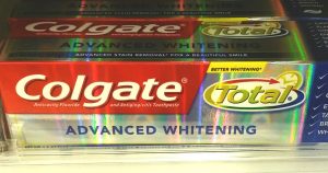 Pasta dental Colgate Total