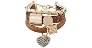 Pulsera Multiple con Pendante de Corazon en Amazon