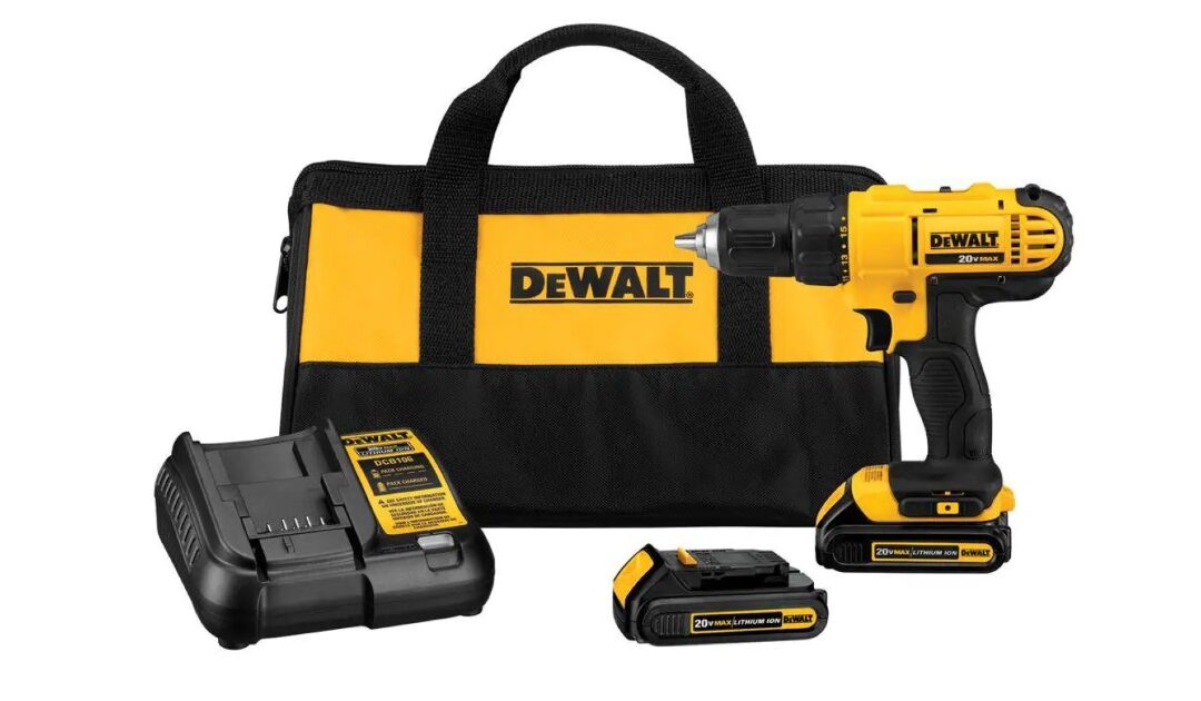 Taladro DEWALT con (2) Baterías, Cargador + Bulto SOLO $99 en Home Depot (Reg. $159)
