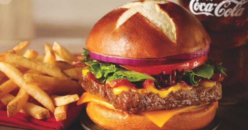 Pretzel Bacon Cheeseburger GRATIS en Wendy's