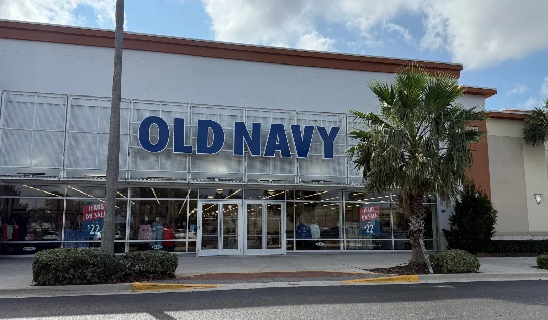 Liquidación en Old Navy con HASTA un 87% + Extra 20% | Precios Comienzan DESDE $1.18