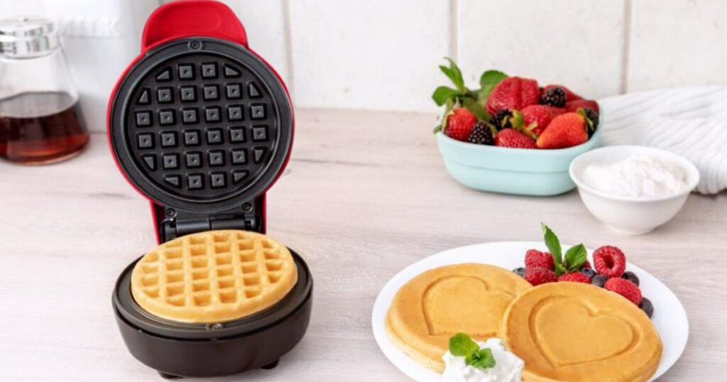 Mini Waffle Maker Bella en Macy's