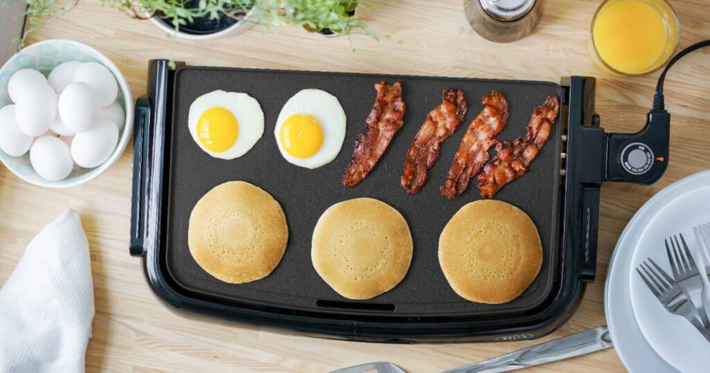 Plancha Eléctrica Antiadherente Bella