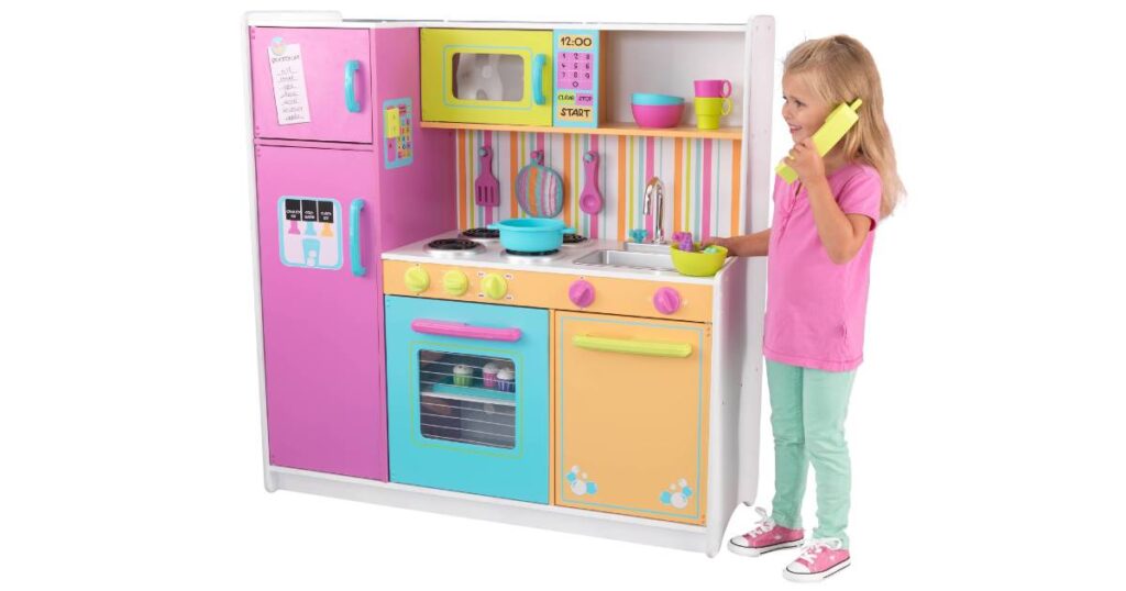 Cocinita KidKraft con Juego de 4 Accesorios
