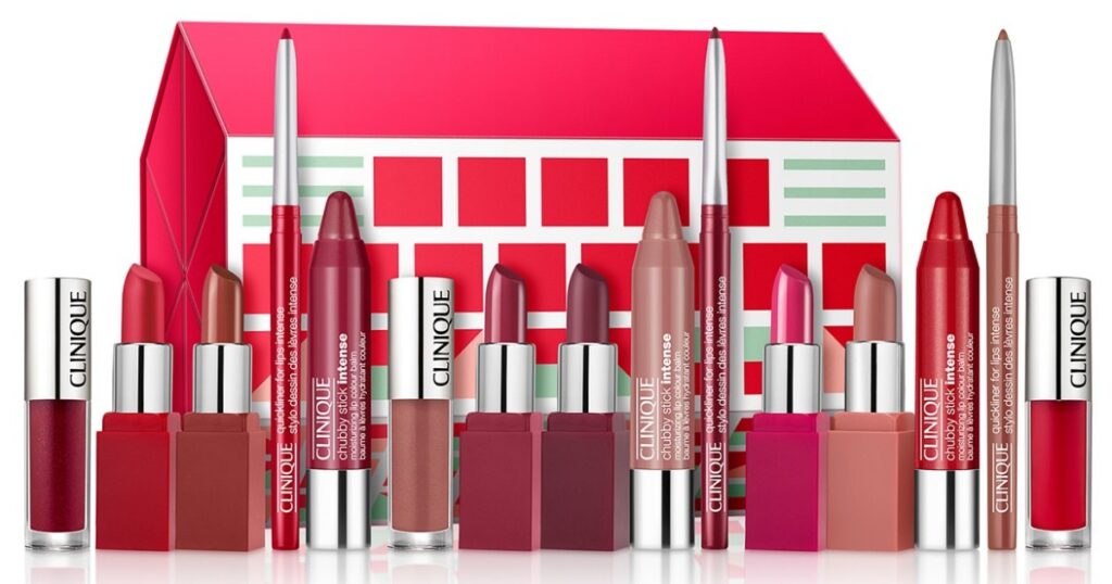 Clinique 15-Piezas Ultimate Lip Roll Out Gift Set en Macy's