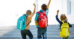 Mochila GRATIS con Materiales Escolares
