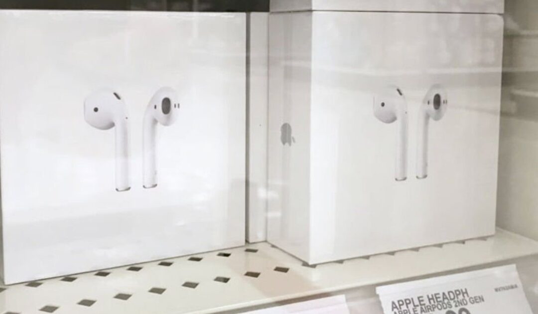 Apple AirPods con Estuche de Carga a solo $79.99 en Target (Reg. $130)