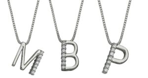 Cadena con Pendant de Inicial Primrose