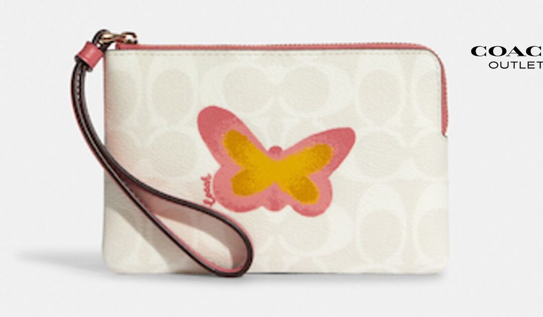 Coach Corner Zip Wristlet In Signature Canvas SOLO $23.40 (Reg $78