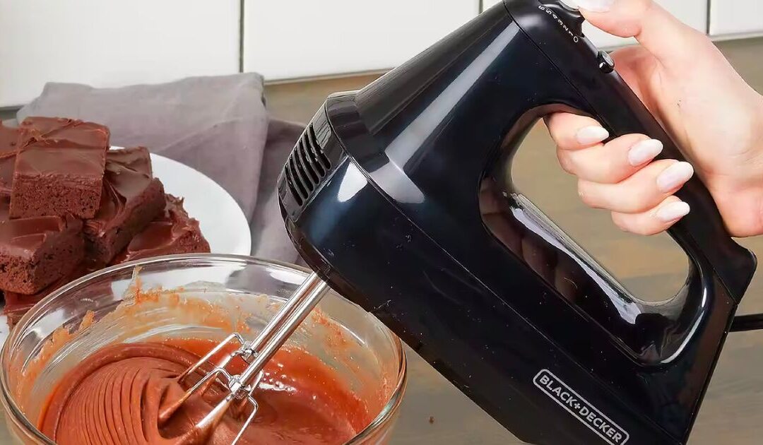 Batidora de Mano Black+Decker a solo $14.99 en JCPenney (Reg. $44)