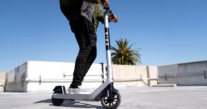 Scooter-Bird-Air