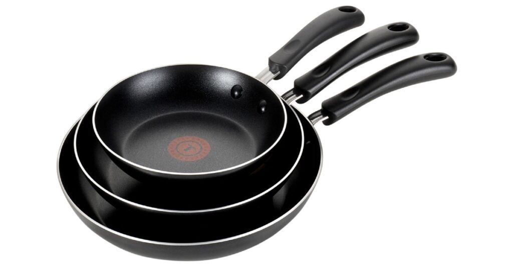 Set-de-Sartenes-T-Fal-Essentials-3-Piezas