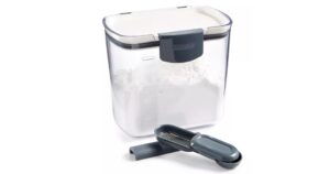 Azucarera-Martha-Stewart-Powdered-Sugar-Keeper