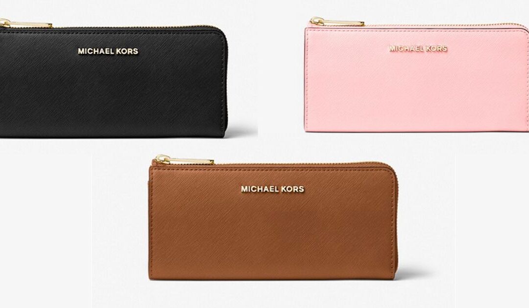 Jet Set Travel Large Saffiano Leather Quarter-Zip Wallet a solo $59 (Reg $298)