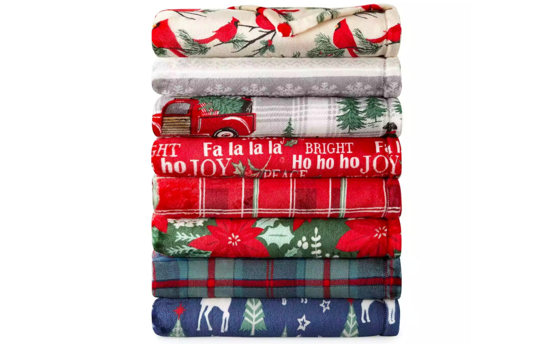 North Pole Throw Blankets SOLO $5.59 (Reg $30)