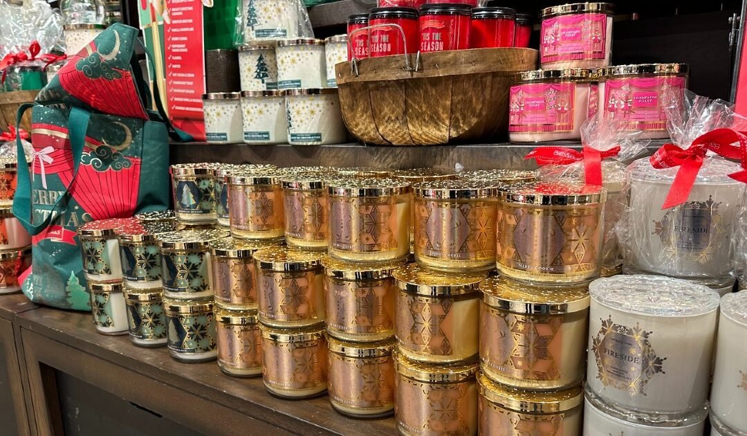 Velas 3-Wick SOLO $10.95 en Bath & Body Works (Reg $27) – ¡Incluye Aromas de Temporada!