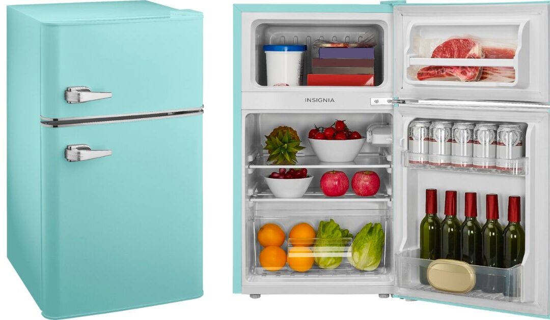 Mini Nevera Retro Insignia 3.1 cu. ft. a solo $179.99 en Best Buy (Reg. $220)