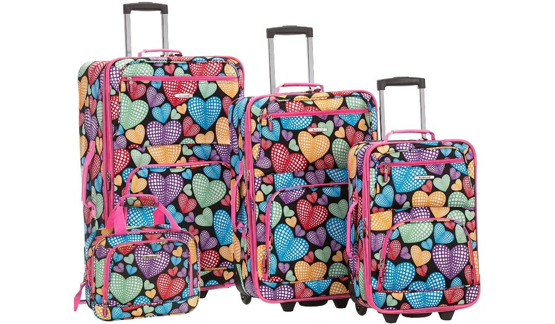 Set de Equipaje Rockland de 4-Piezas SOLO $75 (Reg $280)