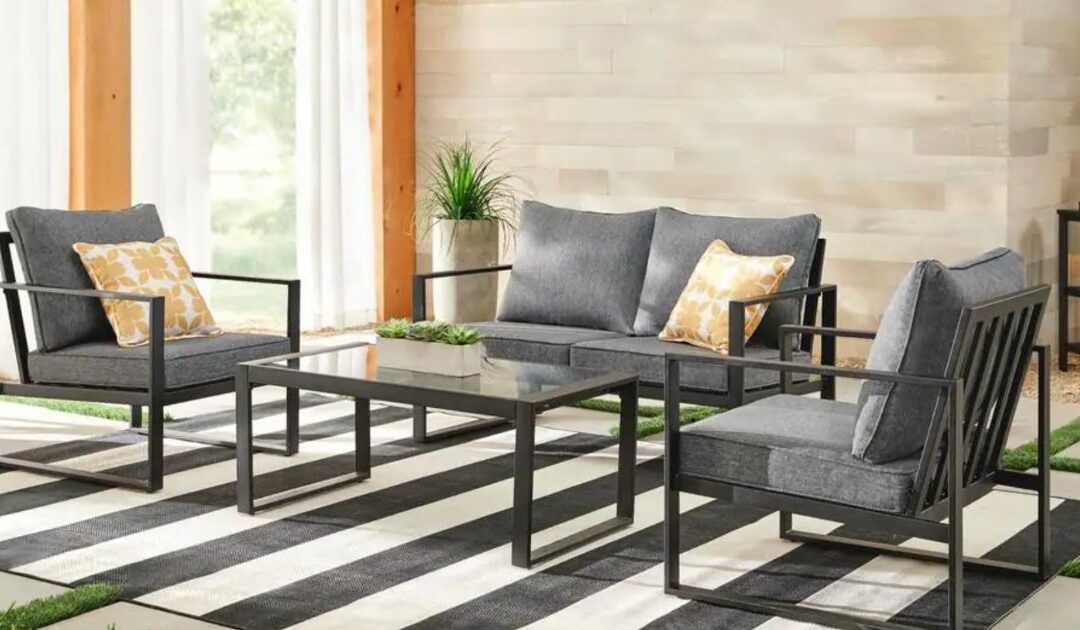Set de Patio Hampton Bay de 4-Piezas SOLO $269 en Home Depot (Reg. $884)