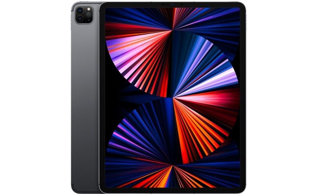Apple iPad Pro 12.9-Inch with Wi-Fi + Cellular 256GB (Unlocked) a solo $899.99 (Reg. $1,400)