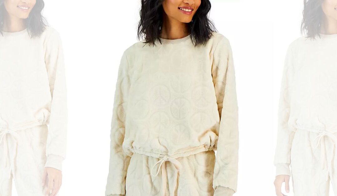 Crave Fame Wavy Faux Fur Drawstring Hem Top a solo $5.76 (Reg. $29)