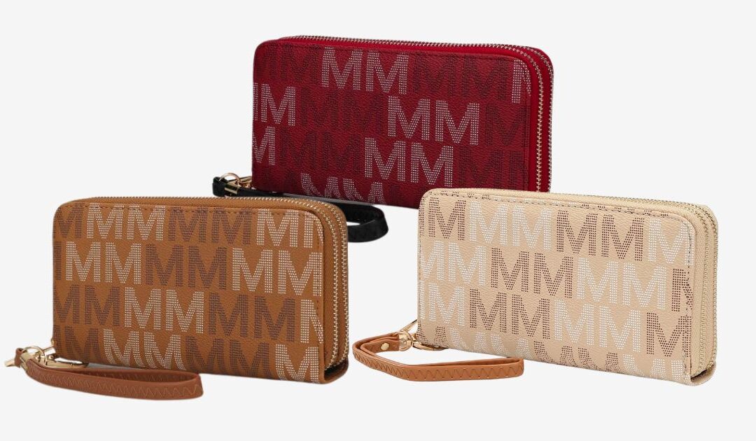 MFK Hofstra M Signature Wallet Wristlet solo $20.99 (Reg $79)
