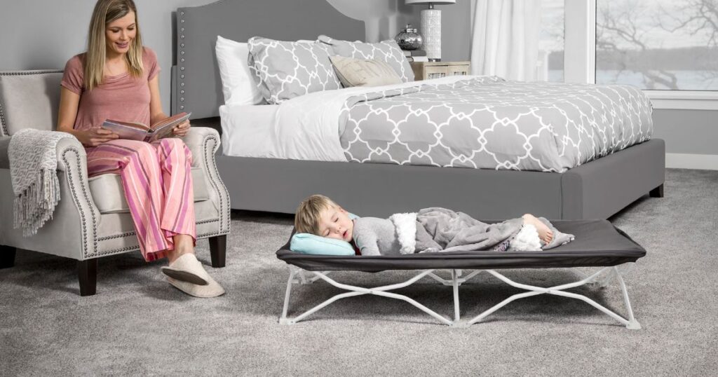 Regalo-Portable-My-Cot