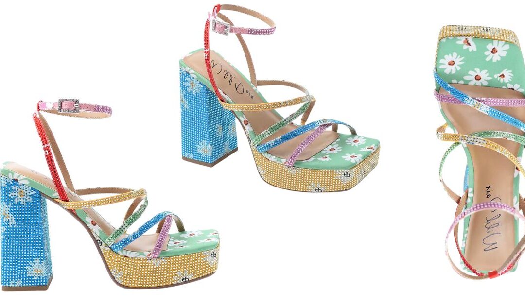 Sandalias Wild Pair Muze Asymmetrical Strap Platform a solo $40.55 (Reg. $79.50)