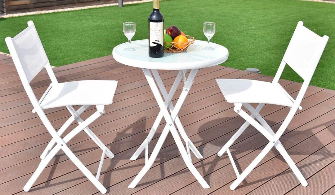 Bistro Set Costway de 3-Piezas SOLO $84.99 (Reg $148.00)