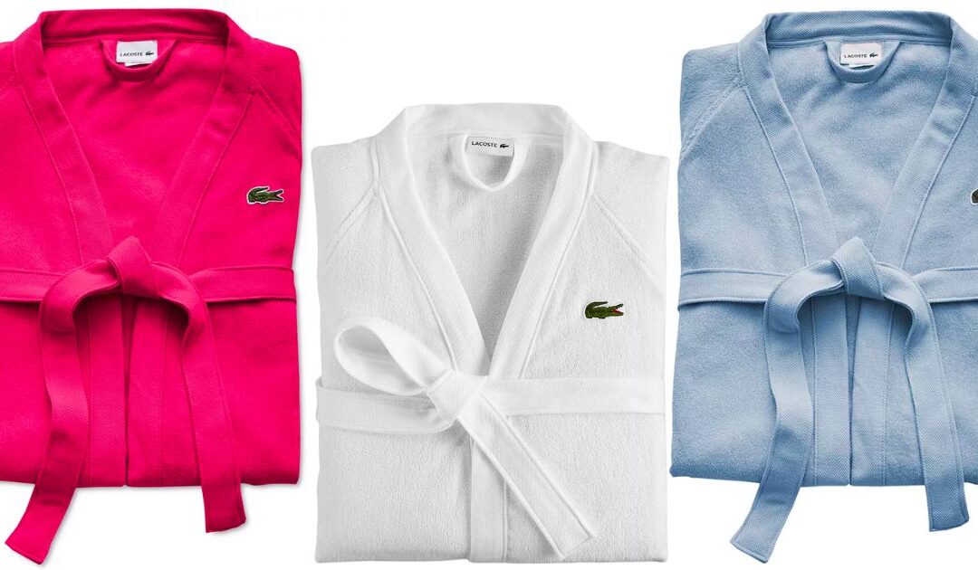 Batas de Baño Lacoste SOLO $39.90 (Reg $100)
