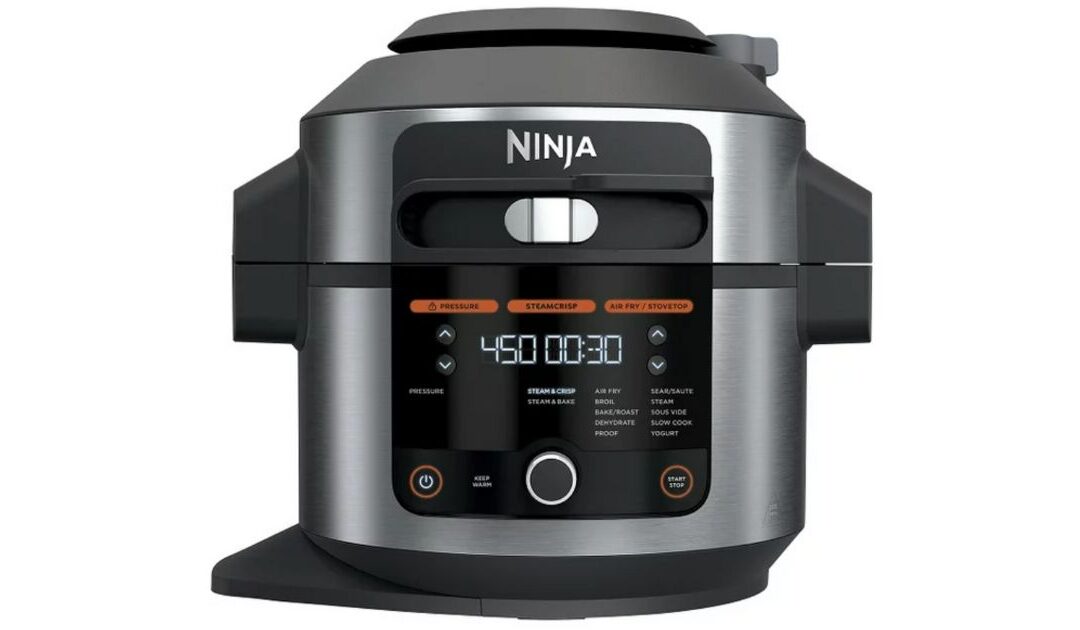 Freidora de Vapor Ninja Foodi 14-en-1 con Tapa Inteligente SOLO $109 en Walmart (Reg. $245)