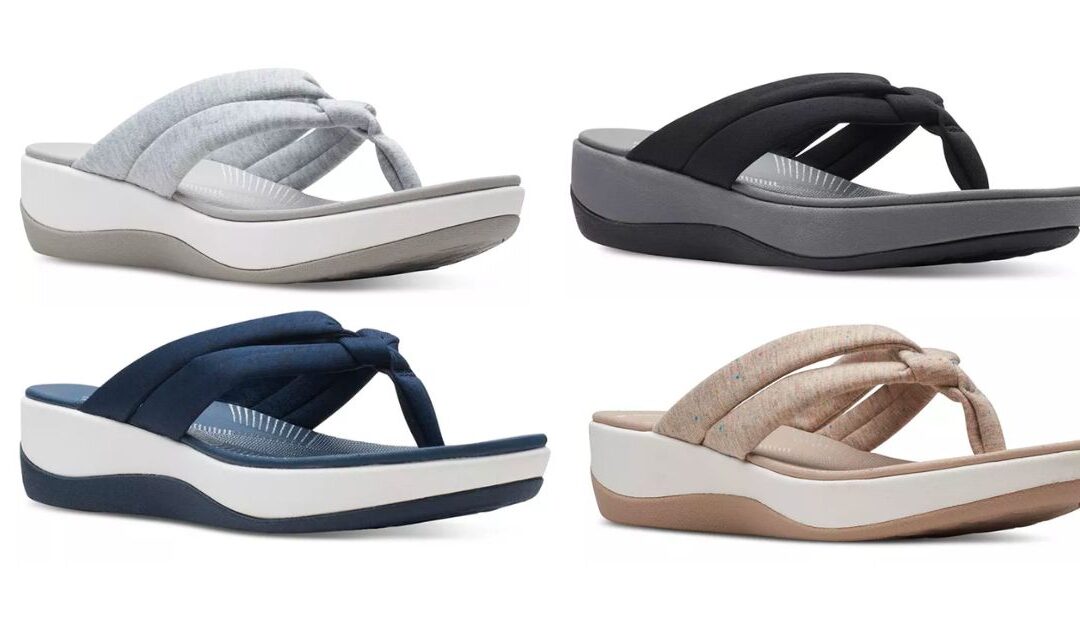 Sandalias Clarks Cloudsteppers Arla Kaylie Slip On Thong a solo $39 (Reg. $65)