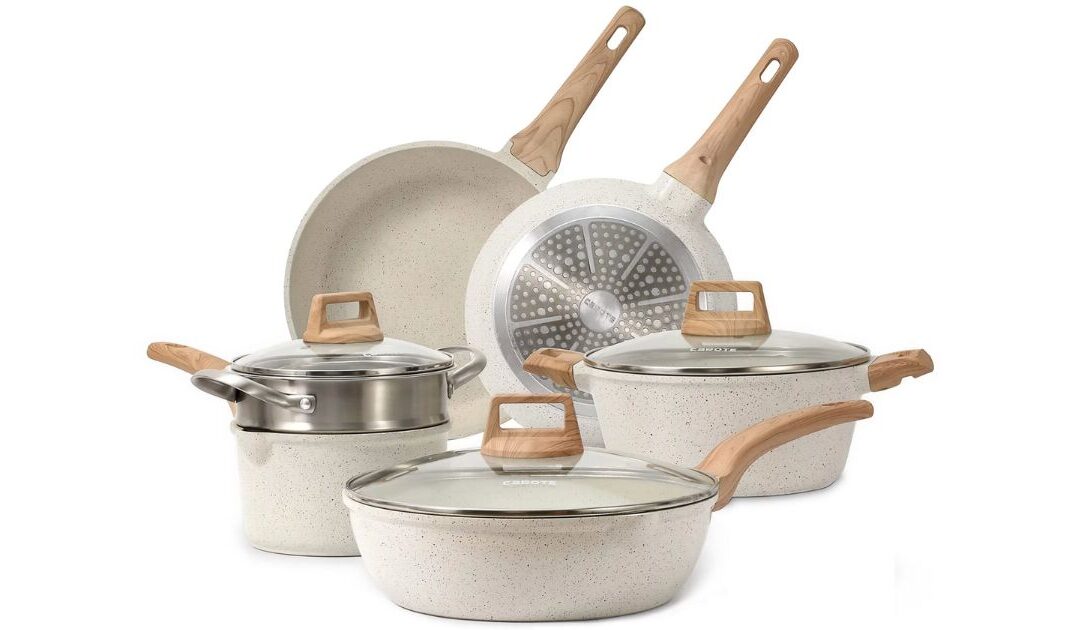 Juego de Ollas y Sartenes Antiadherentes Carote 9-Piezas SOLO $69.99 en Walmart (Reg. $240)