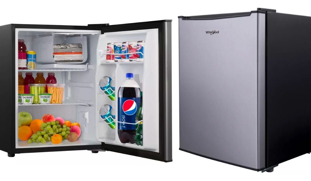 Mini Nevera Whirlpool 2.7 Pies Cúbicos SOLO $109.99 en Target (Reg. $150)