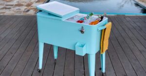 Nevera para Patio Permasteel 80-Qt en color Turquesa