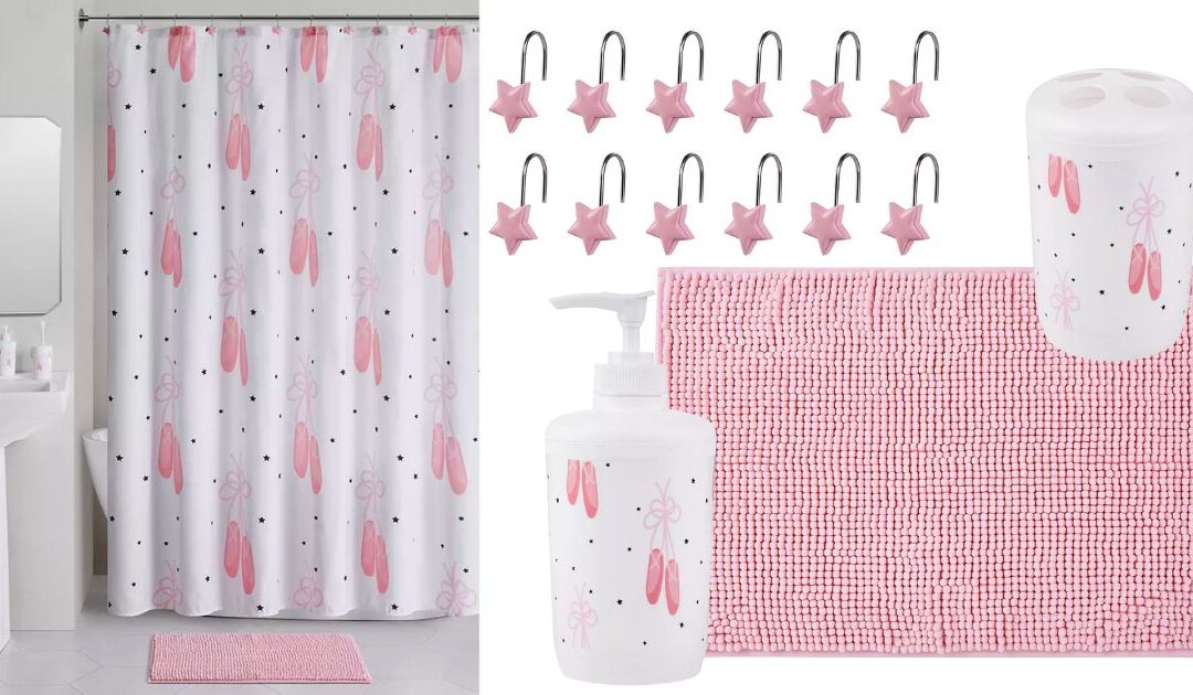 Set de Cortina de Baño Oliva Finn Ballet Pink a solo $19.19 (Reg. $40)