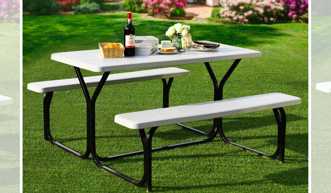 Mesa para Picnic Costway SOLO $135.99 en Walmart