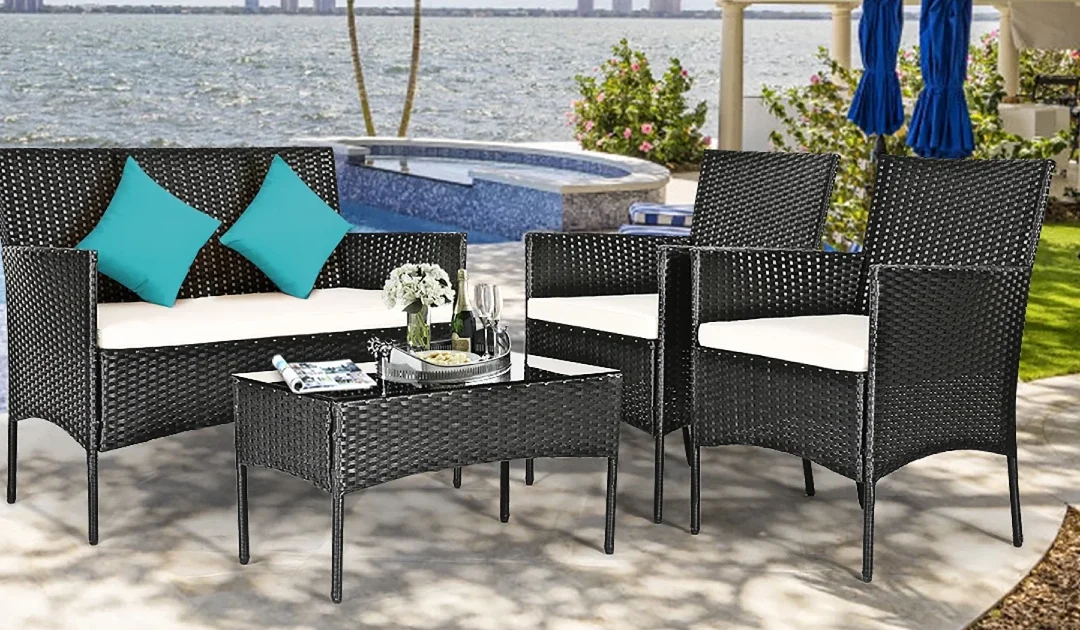 Set de Patio Costway 4-Piezas en Ratán a SOLO $109.99 en Walmart (Reg. $309)