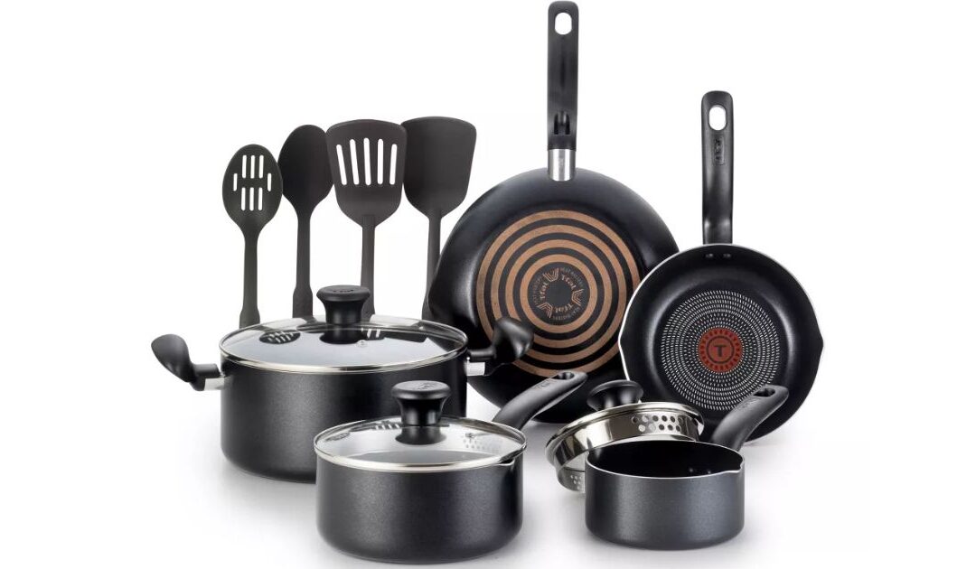 Set de Cocina T-fal Simply Cook 12-Piezas a solo $39.99 (Reg. $70)