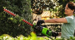 Greenworks 80-Volt 26-In Cordless Brushless Hedge Trimmer
