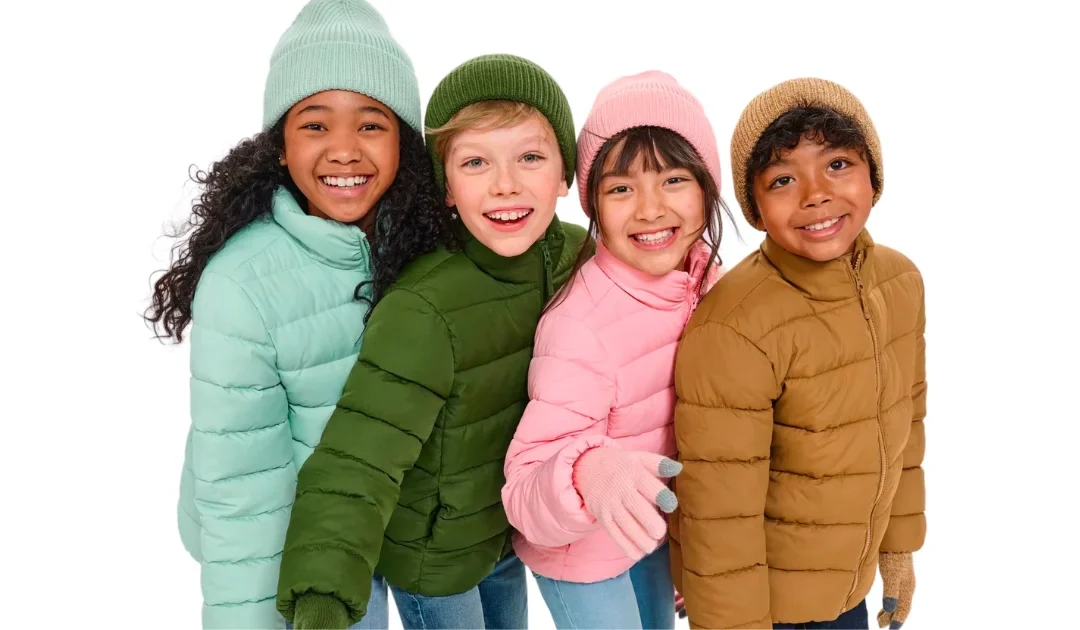 Puffer Jackets SOLO $13.99 (Reg $60) en The Children’s Place + Gorros y Guantes a $5